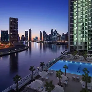 Luxury With A Canal View , Dubai United Arab Emirates
