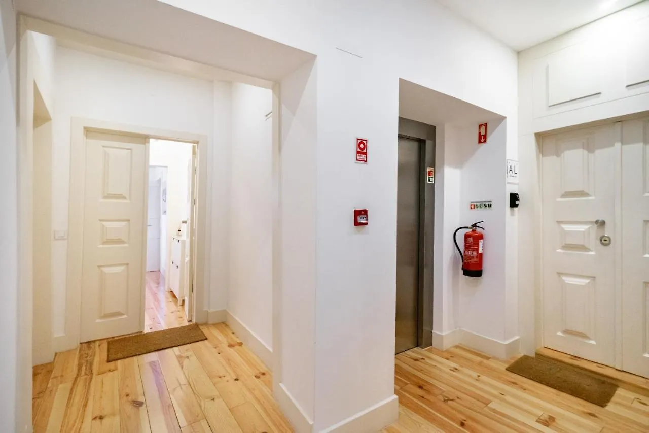 Whome Intendente Modern 1-Bed W/ Lift & Ac In Top Notch Location Lisbona