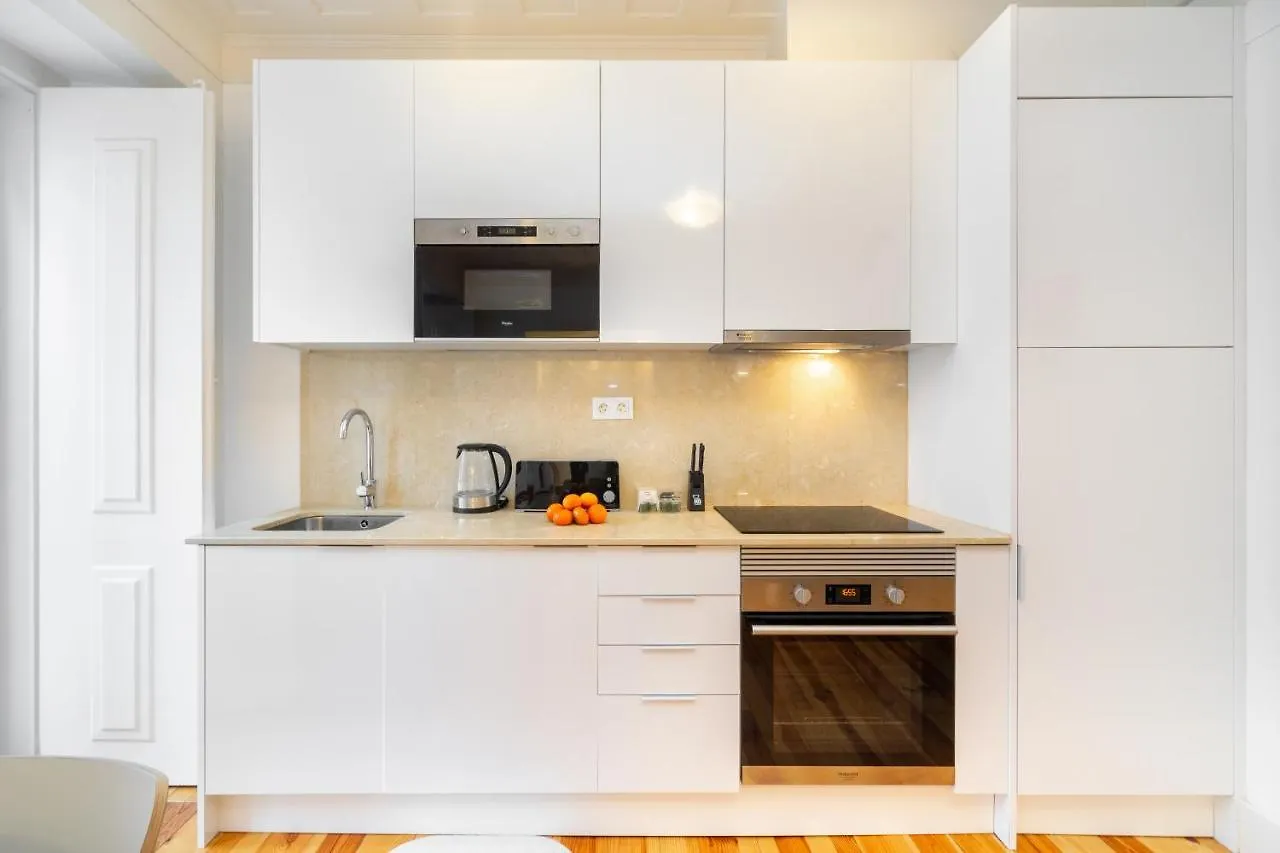 Whome Intendente Modern 1-Bed W/ Lift & Ac In Top Notch Location Lisbona Appartamento